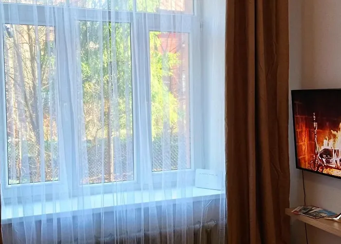 Apartment Cozy & Bright With Park Nearby - Free Parking, Riga, Up To 5 Guests Riga